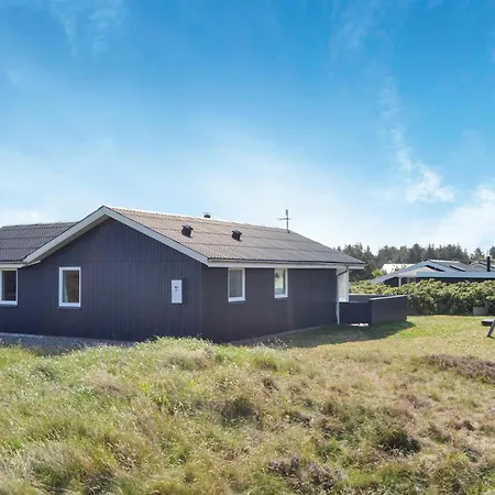 Semesterbostad Toppe *